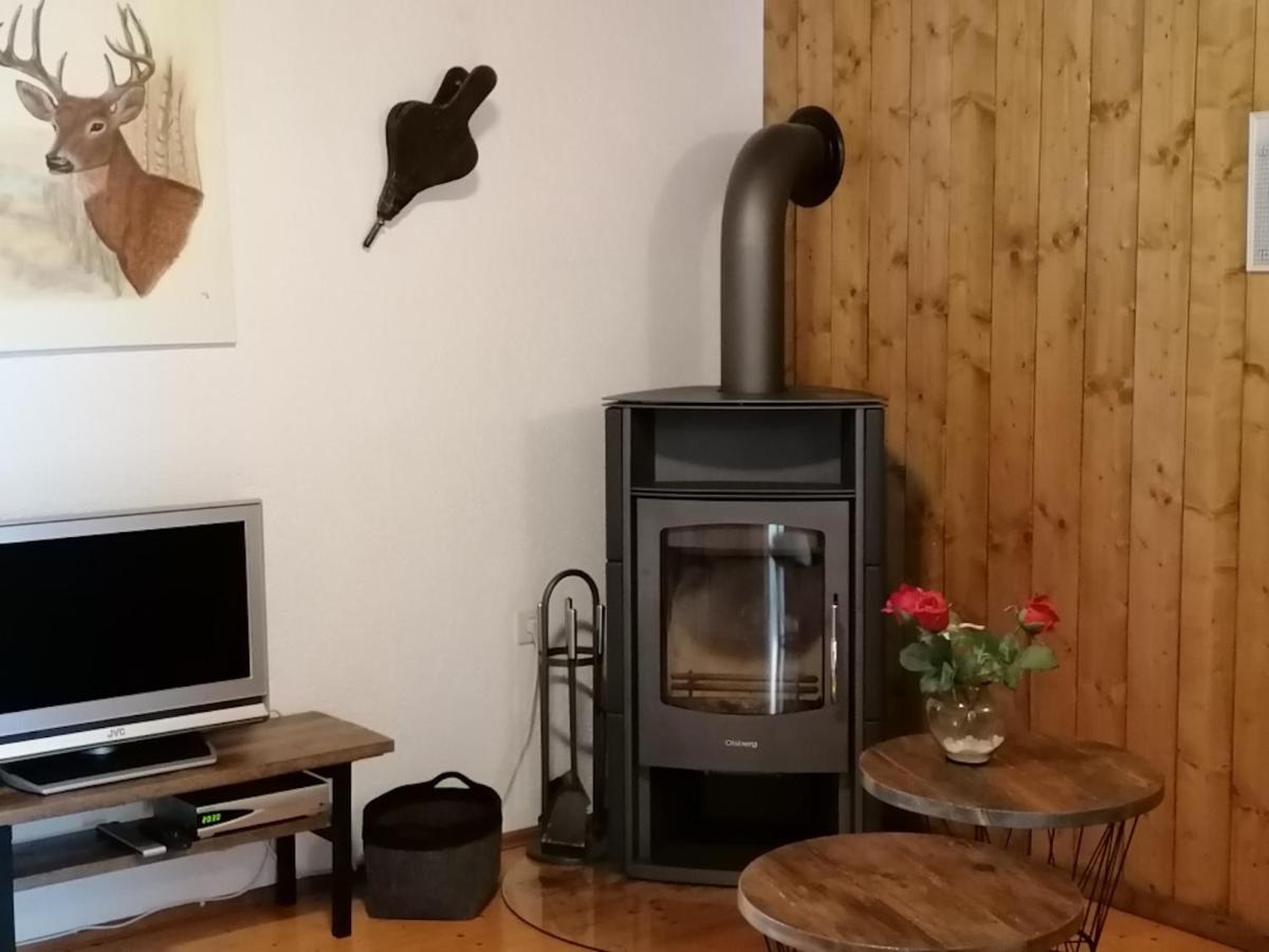 Haus Holunder Weissbriach Apartment Bagian luar foto