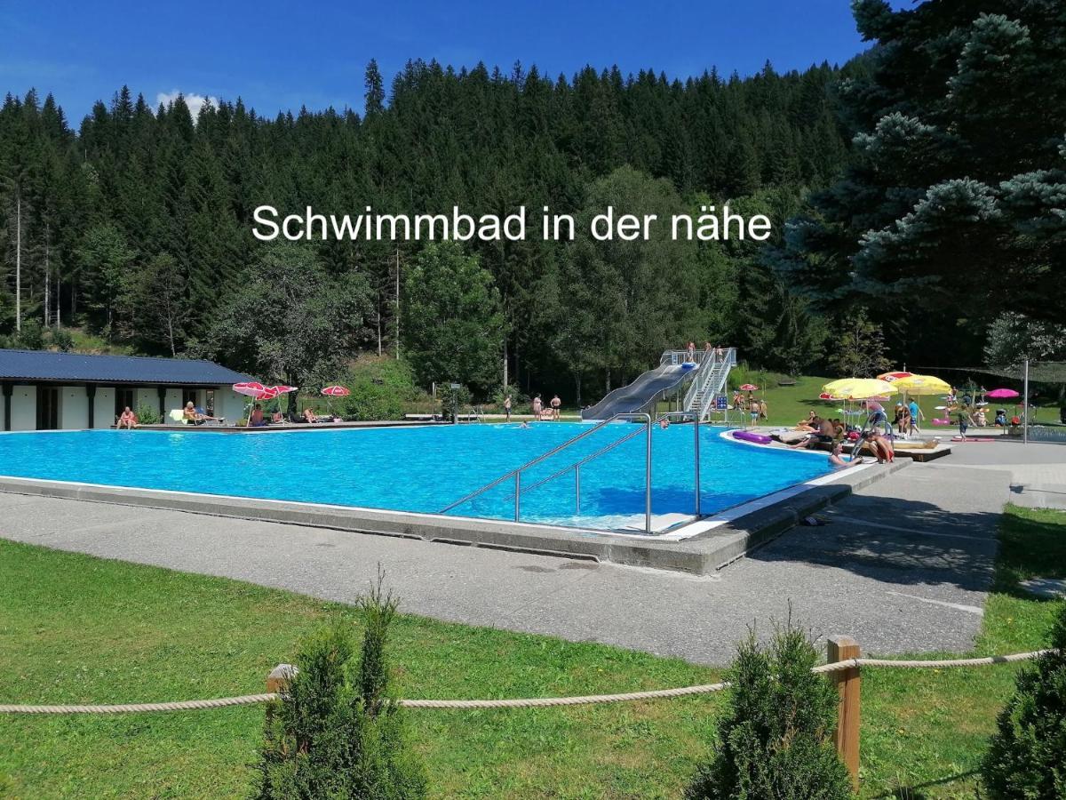 Haus Holunder Weissbriach Apartment Bagian luar foto